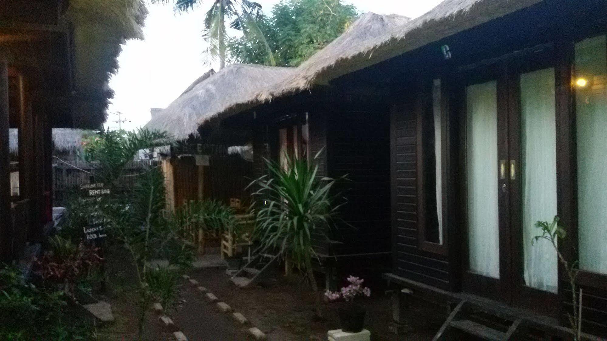 Mosaix Gili Bungalows Gili Trawangan Kültér fotó